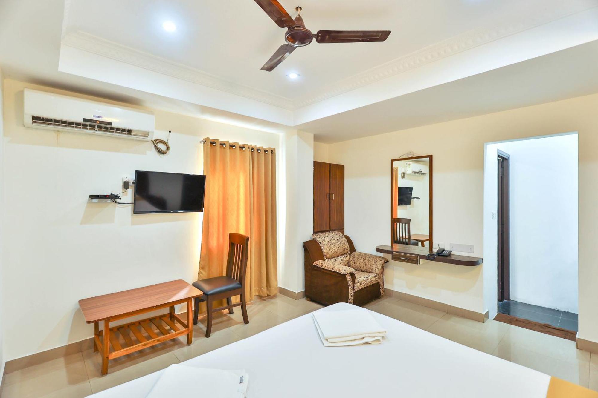 Hotel Golden Bliss Pondicherry Ngoại thất bức ảnh