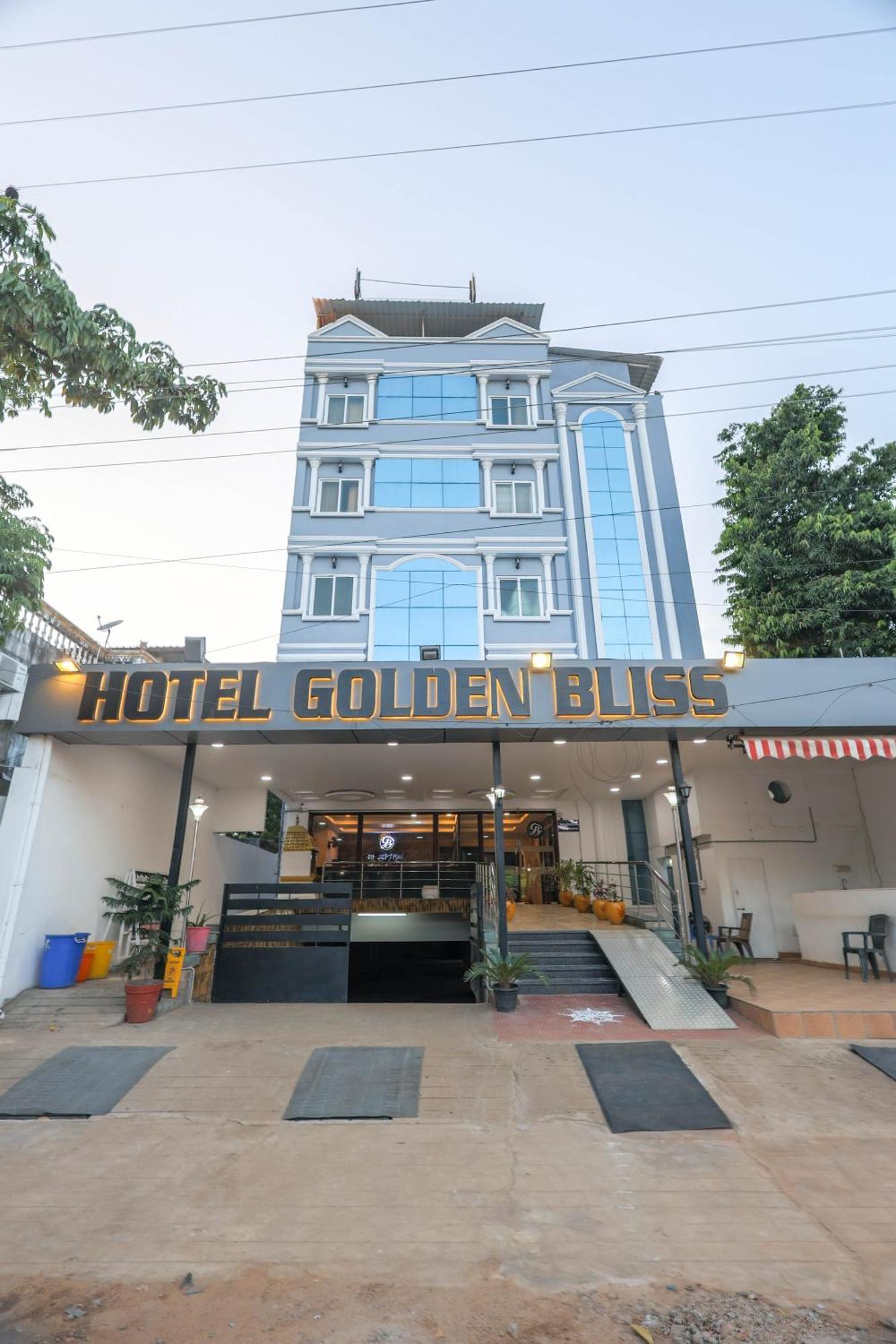 Hotel Golden Bliss Pondicherry Ngoại thất bức ảnh