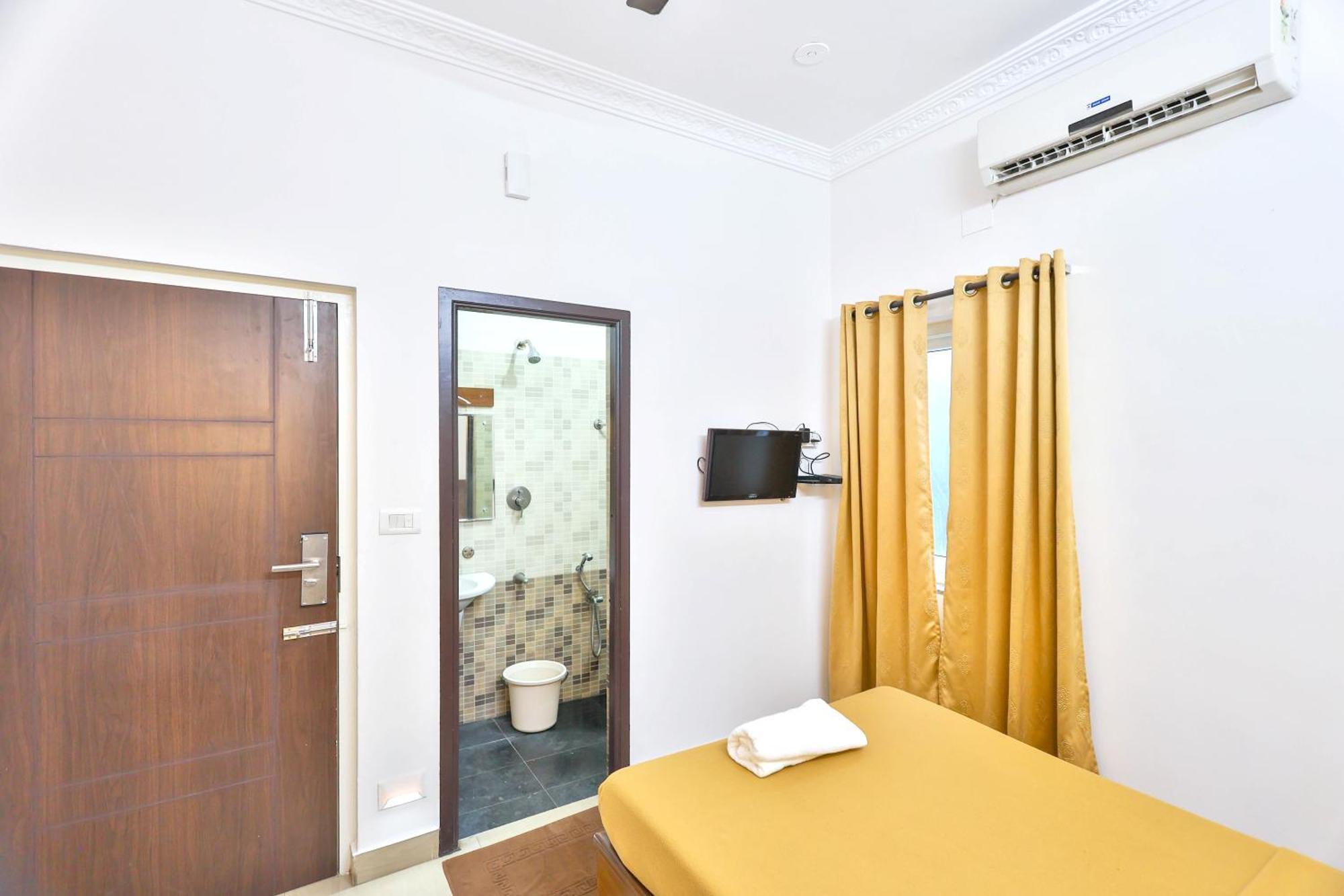 Hotel Golden Bliss Pondicherry Ngoại thất bức ảnh